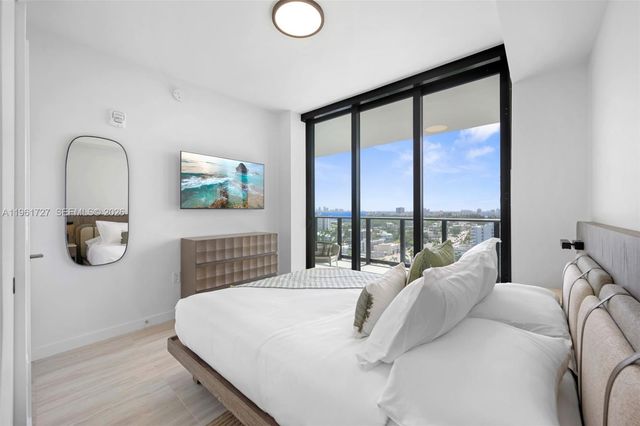 580 72nd St 1210, Miami Beach, FL 33141