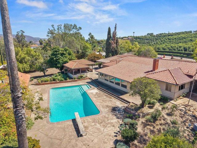 2652 54 Mountain View Dr, Escondido, CA 92027