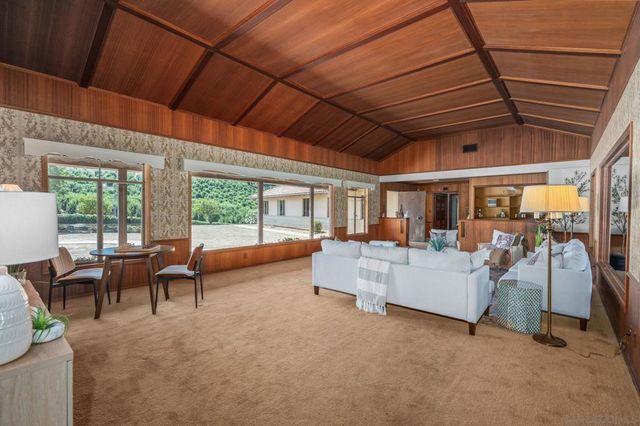 2652 54 Mountain View Dr, Escondido, CA 92027