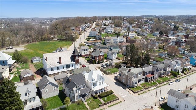 517 Walnut St, Irwin, PA 15642