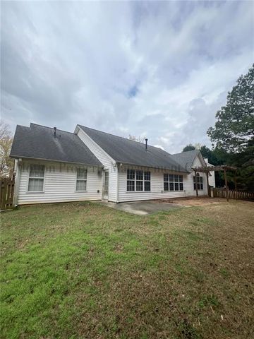 982 Apalachee Run Trail, Dacula, GA 30019