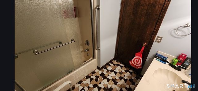 90 Orleans Drive, Bristol, CT 06010