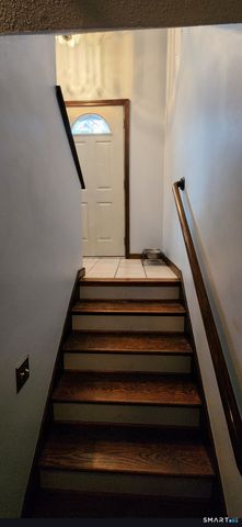 90 Orleans Drive, Bristol, CT 06010