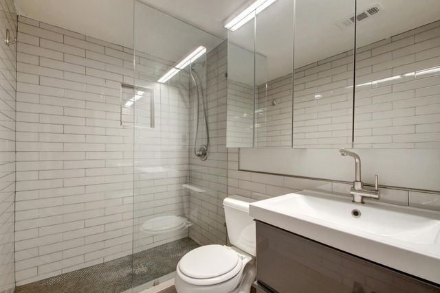 2500 Burleson RD 319, Austin, TX 78741