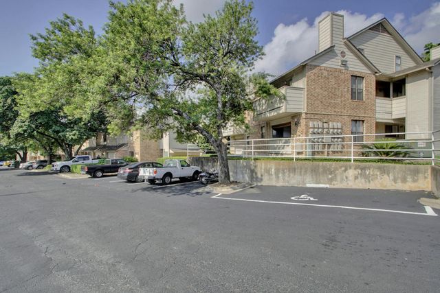 2500 Burleson RD 319, Austin, TX 78741