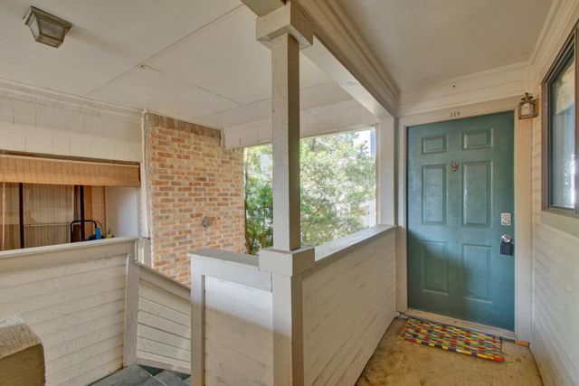 2500 Burleson RD 319, Austin, TX 78741