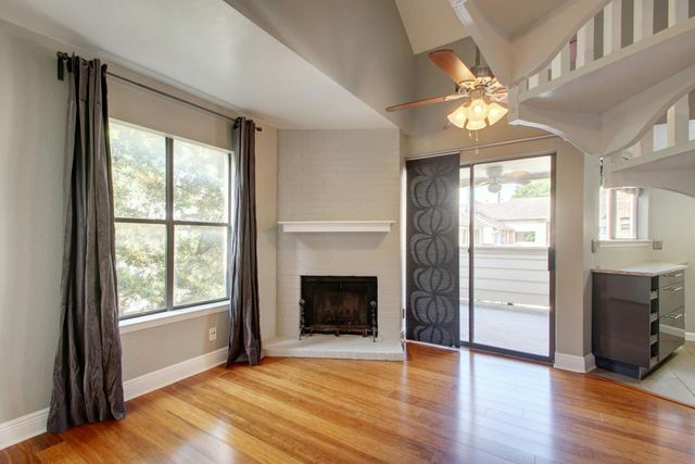 2500 Burleson RD 319, Austin, TX 78741