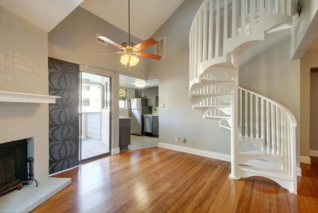 2500 Burleson RD 319, Austin, TX 78741