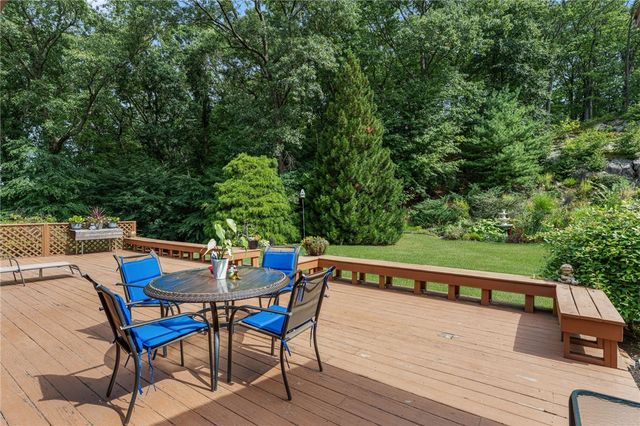 2 Lancers Lane, Lincoln, RI 02865