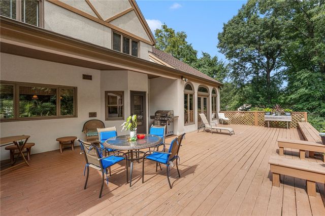 2 Lancers Lane, Lincoln, RI 02865