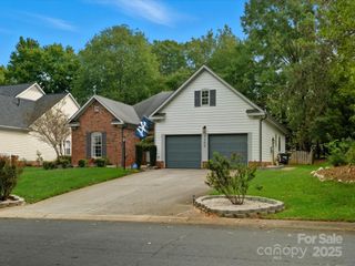 7109 Scuppernong Court, Charlotte, NC 28215