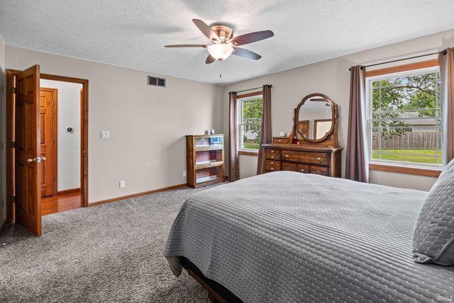 201 S Heritage Drive, Delphi, IN 46923