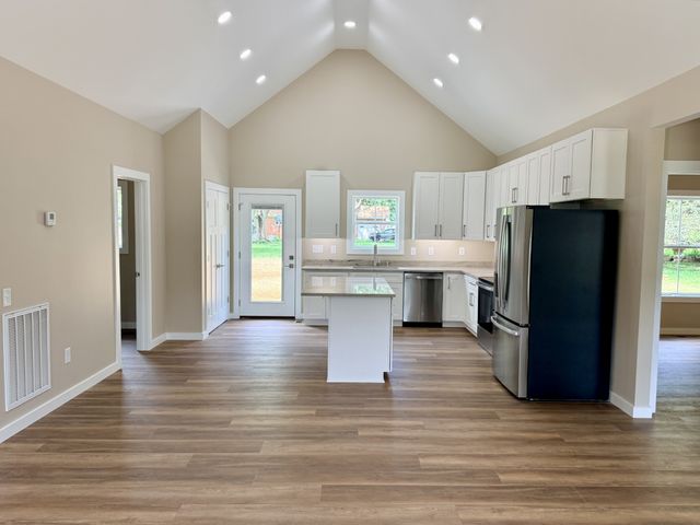 851 Anthony Avenue, Smithville, TN 37166