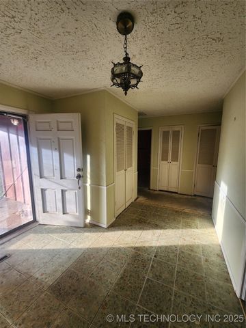 1672 S Velma Avenue, Atoka, OK 74525