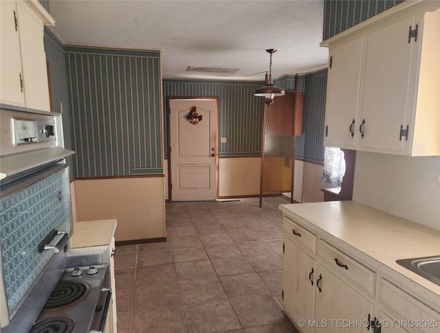 1672 S Velma Avenue, Atoka, OK 74525