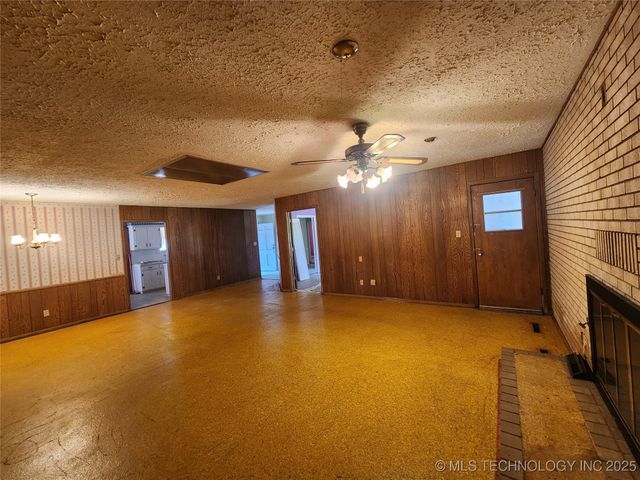 1672 S Velma Avenue, Atoka, OK 74525