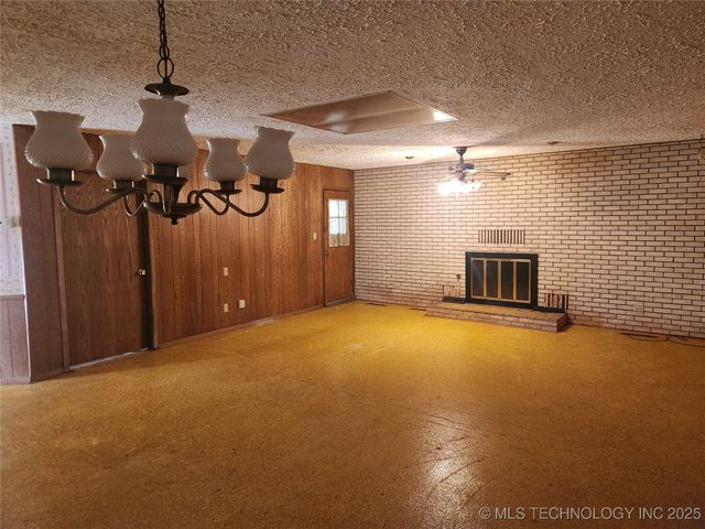 1672 S Velma Avenue, Atoka, OK 74525