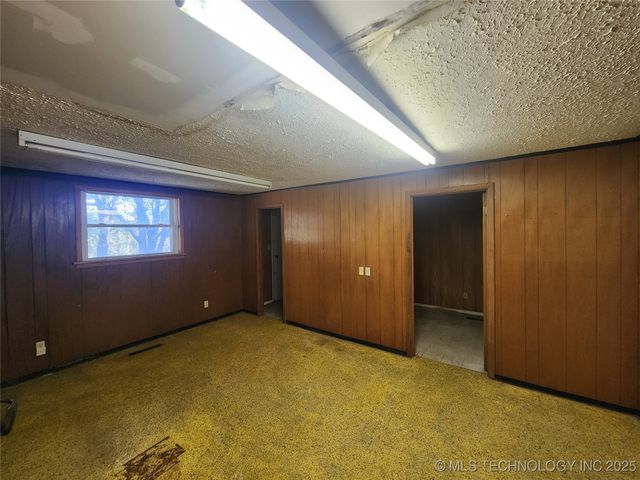 1672 S Velma Avenue, Atoka, OK 74525