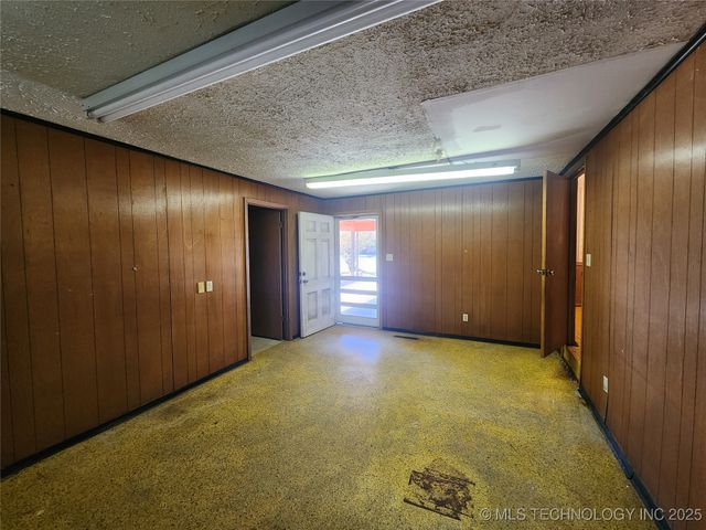 1672 S Velma Avenue, Atoka, OK 74525