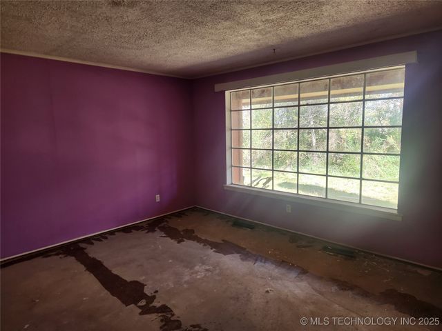 1672 S Velma Avenue, Atoka, OK 74525