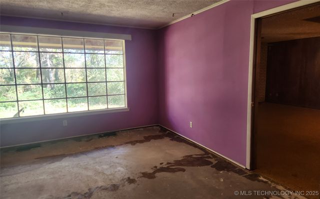 1672 S Velma Avenue, Atoka, OK 74525