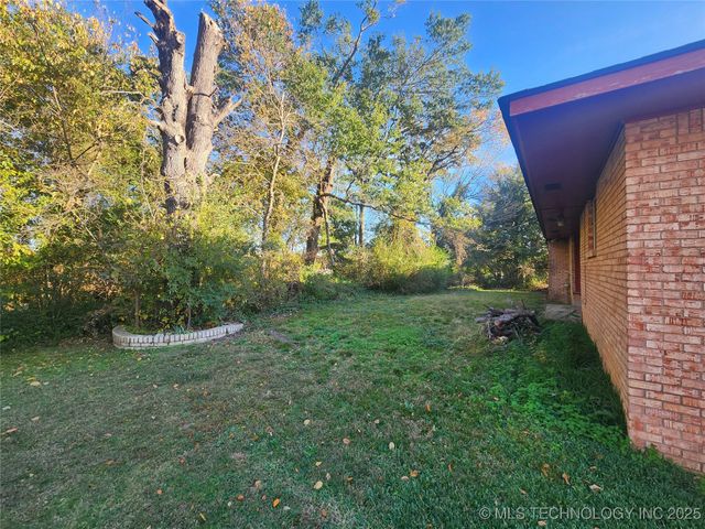 1672 S Velma Avenue, Atoka, OK 74525