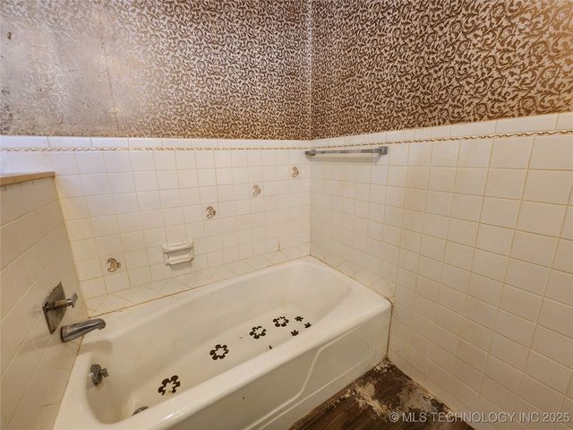 1672 S Velma Avenue, Atoka, OK 74525