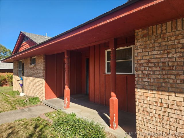 1672 S Velma Avenue, Atoka, OK 74525