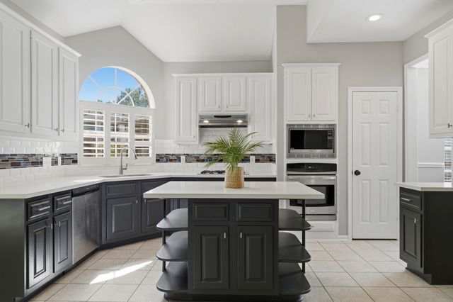 1627 Pecan Crossing Drive, Richmond, TX 77406