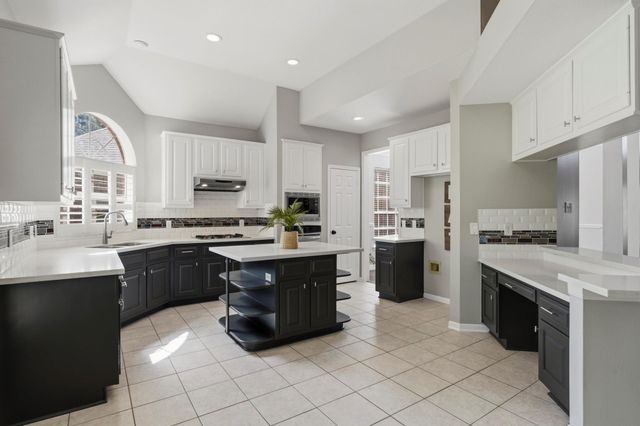1627 Pecan Crossing Drive, Richmond, TX 77406