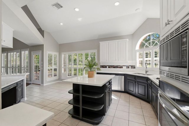 1627 Pecan Crossing Drive, Richmond, TX 77406