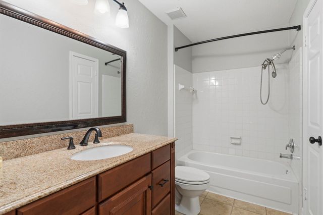 1627 Pecan Crossing Drive, Richmond, TX 77406