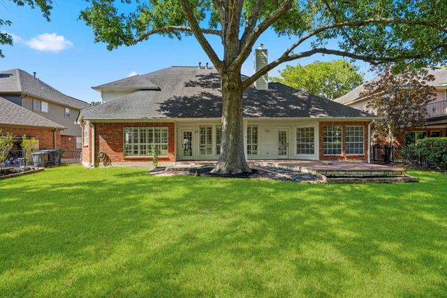 1627 Pecan Crossing Drive, Richmond, TX 77406