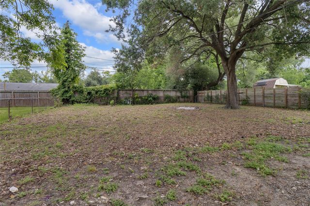 3219 Brea Crest St, Houston, TX 77093