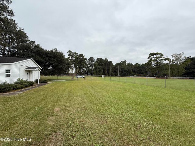 2859 Hwy 258 N, Kinston, NC 28504