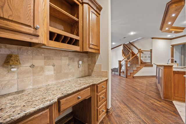 1924 Kings Pass, Heath, TX 75032