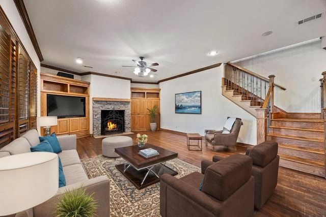 1924 Kings Pass, Heath, TX 75032