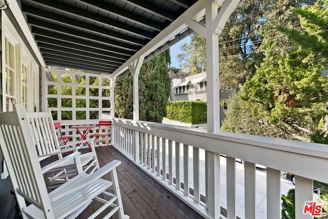 5912 Canyon, Los Angeles, CA 90068