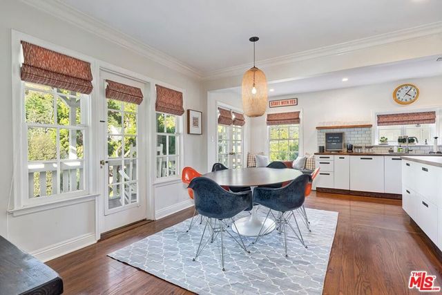 5912 Canyon, Los Angeles, CA 90068