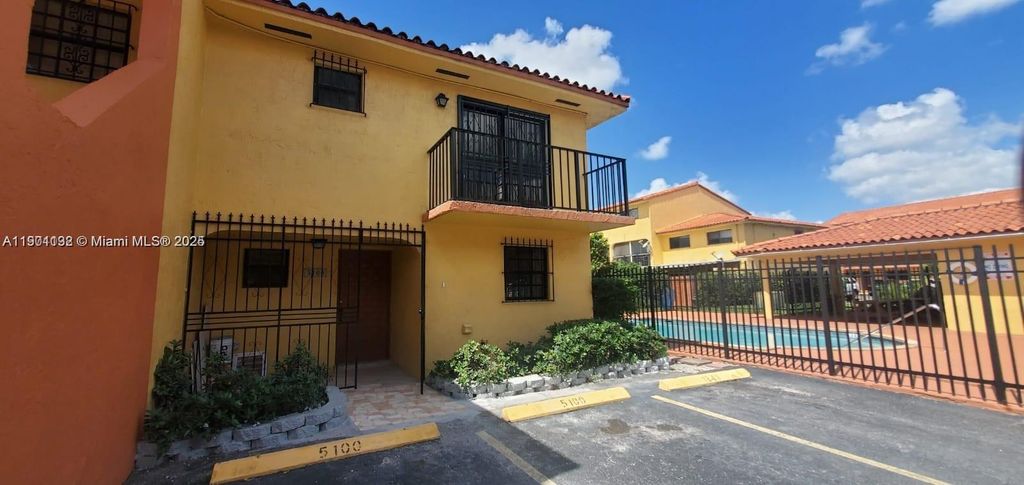 5100 W 12th Ln E-7, Hialeah, FL 33012