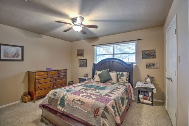 1010 Kiowa Drive W, Lake Kiowa, TX 76240