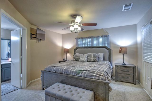 1010 Kiowa Drive W, Lake Kiowa, TX 76240