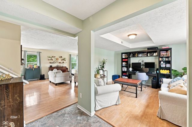 10615 Regis Court, Indianapolis, IN 46239