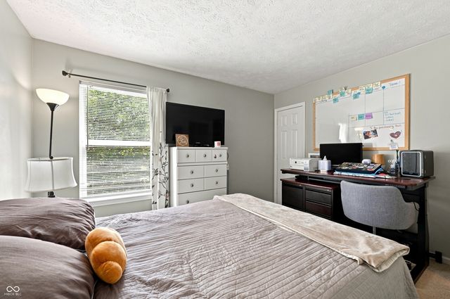 10615 Regis Court, Indianapolis, IN 46239