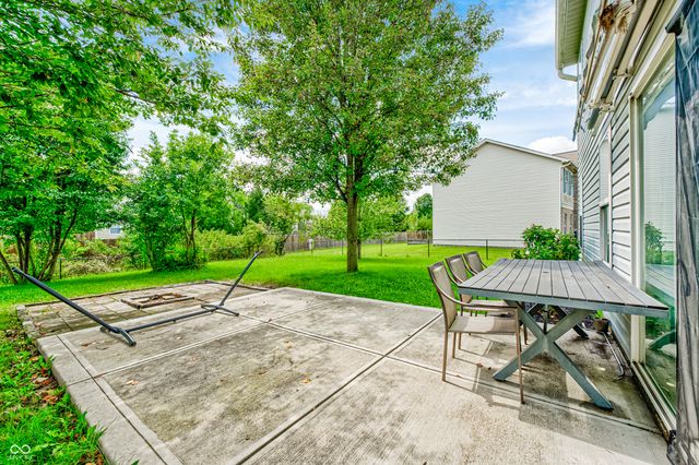 10615 Regis Court, Indianapolis, IN 46239