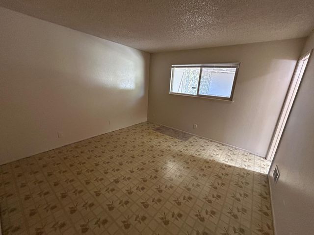 633 Saint George Drive, Salinas, CA 93905