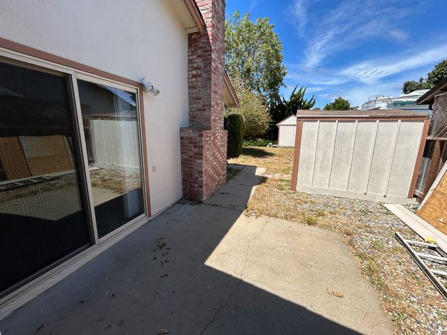 633 Saint George Drive, Salinas, CA 93905