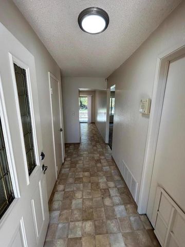633 Saint George Drive, Salinas, CA 93905