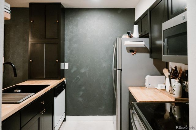 444 S Kittredge Street 100, Aurora, CO 80017