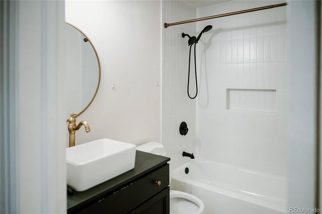 444 S Kittredge Street 100, Aurora, CO 80017